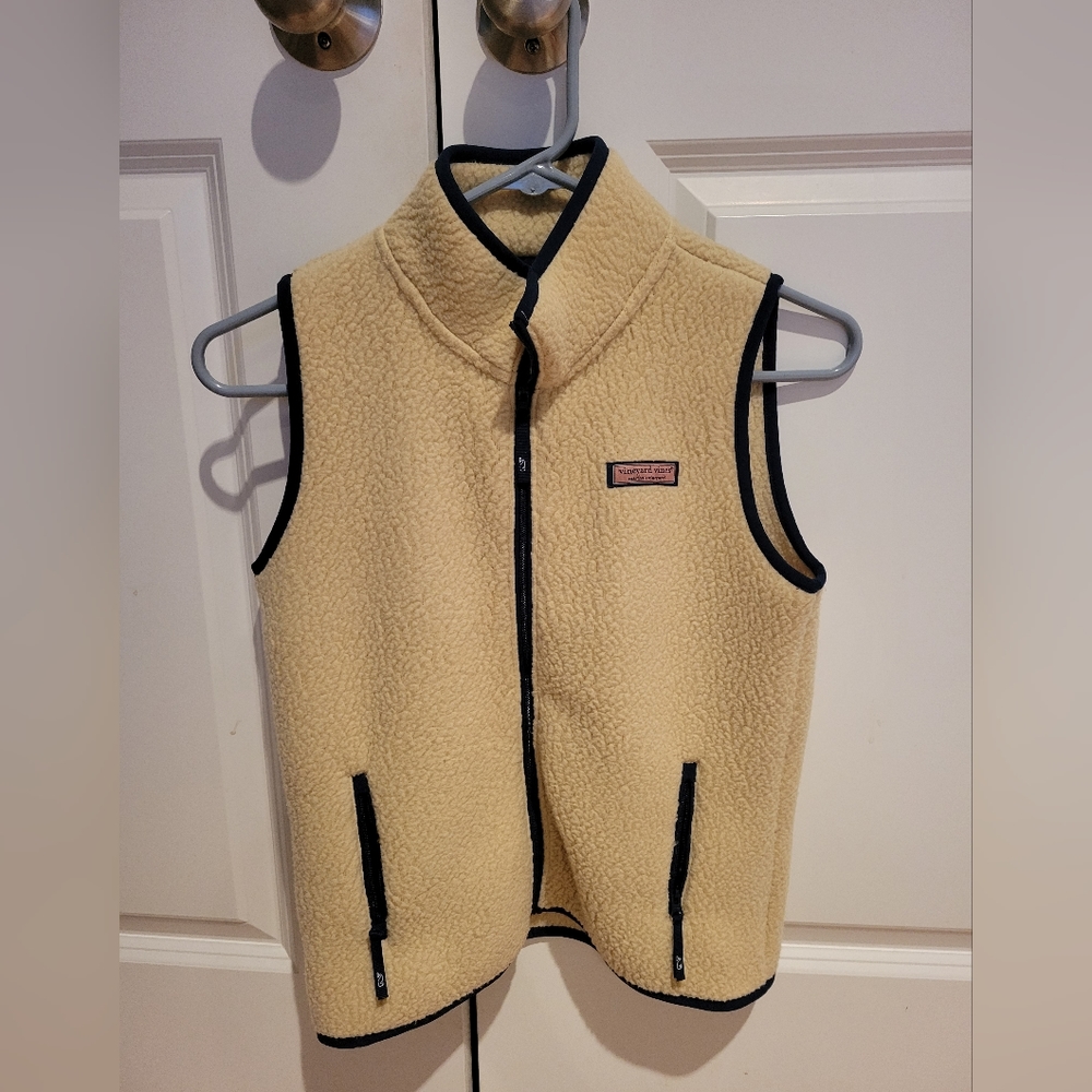 Vineyard Vines Faux Fleece Vest- Like New!